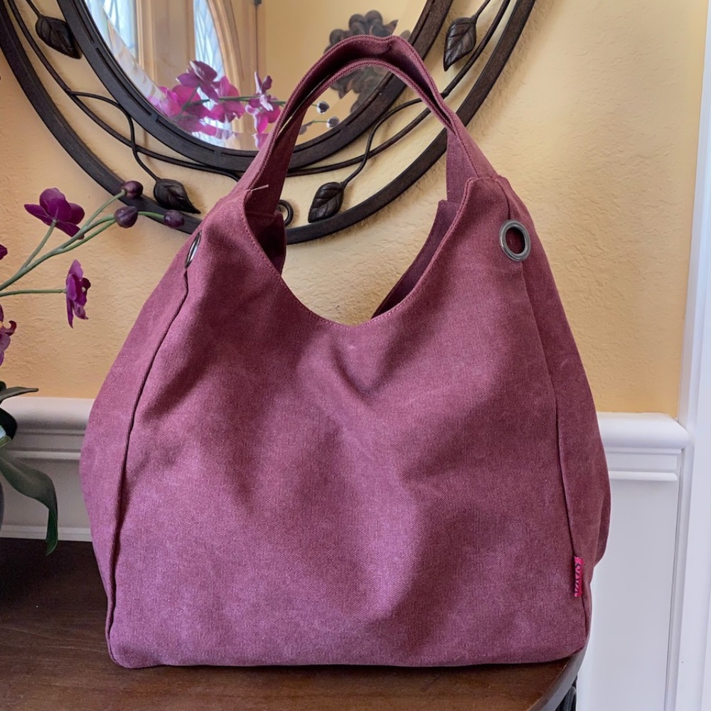 Xmas Gift - NWT!  High Quality Canvas Hobo Tote